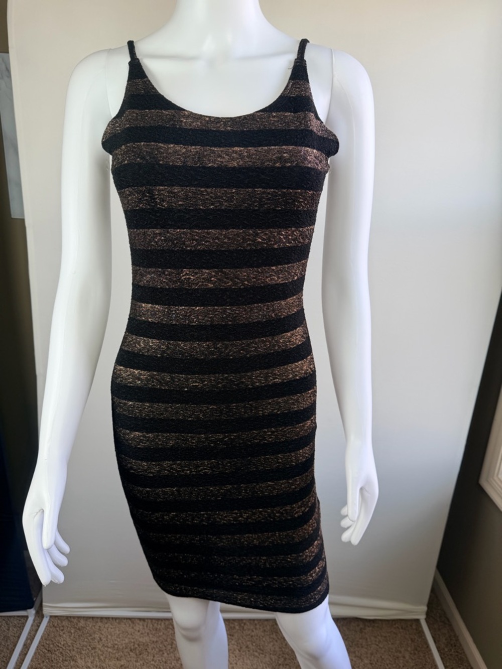 Black Gold Metallic Bodycon Mini Dress Low Back Ruched Party Club Stretch